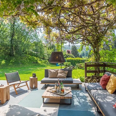Villa Lovely With Huge Garden Surrounded By Nature *