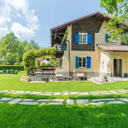 Villa Lovely With Huge Garden Surrounded By Nature