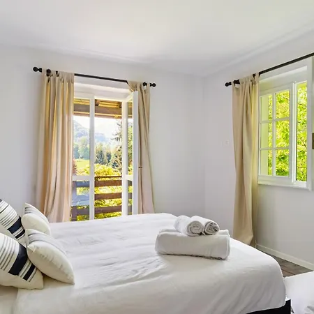 Lovely With Huge Garden Surrounded By Nature Villa